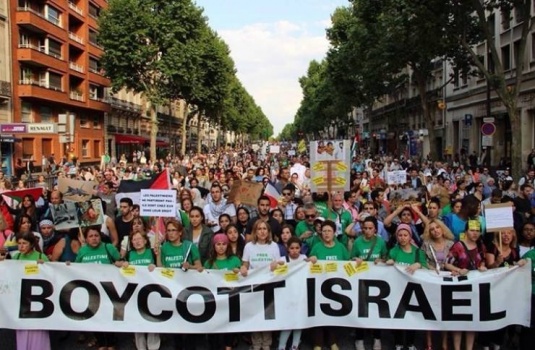 إسرائيل تغلق 30 حسابًا دوليًا لجمع التبرعات لـBDS