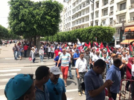 صور| وقفة بتونس تضامنا مع شعبنا ورفضا لـ 'الصفقة'