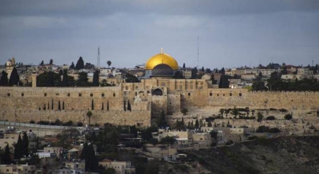 منصور يطالب مجلس الأمن بإدانة حفر الأنفاق بالقدس