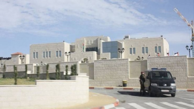 الرئاسة تُحذر من الأصوات 'المشككة' بمواقف العرب