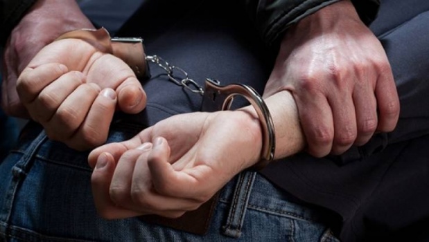 الشرطة تقبض على شخص تسبب باحتراق 500 دونم من الأراضي الحرجية في الخليل