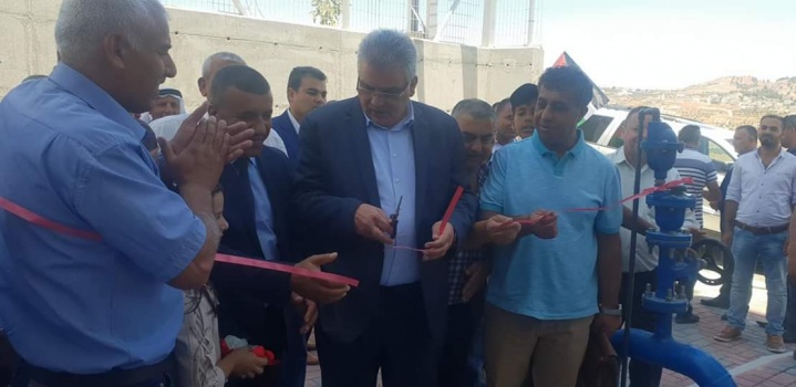 افتتح عدة مشاريع مائية في الخليل.. غنيم: محافظات الجنوب الأكثر فقرا مائيا