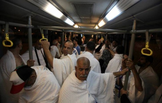 مغادرة الدفعة الأولى من حجاج غزة عبر مطار القاهرة