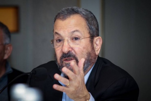 باراك: لو لم أنسحب من لبنان لفقدنا مئات الجنود