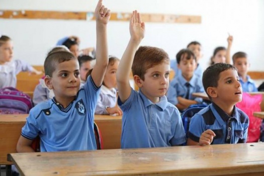 انتظام مليون و310 آلاف طالب بالمدارس بالضفة وغزة
