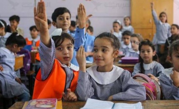 الحكومة: العام الدراسي سيبدأ في موعده دون تأجيل