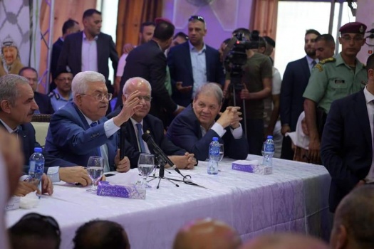 الرئيس عباس: قيادات (حماس) تعمل من اجل العدو وليس من اجل فلسطين