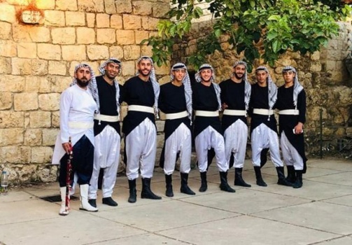 صور...فرقة اسكاكا للدبكة الشعبية... صورة للحفاظ على الهوية وحالة تراثية فلسطينية