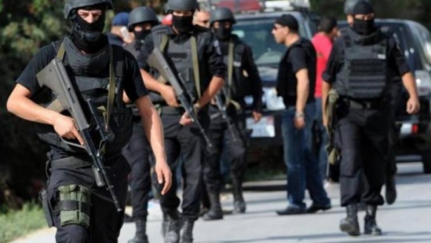 4 قتلى بينهم ضابط في تبادل لإطلاق النار في تونس