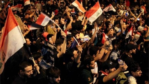 العراق يقرر وقف عمل فضائيتين عربيتين