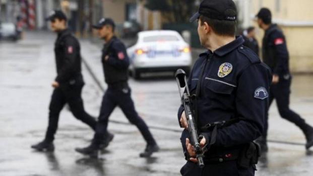 اعتقال إسرائيليين في تركيا بحوزتهما رصاص