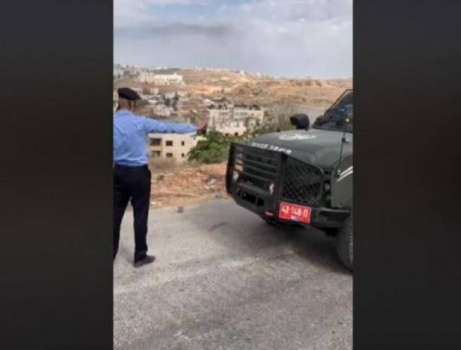 فيديو| شرطي يمنع دورية اسرائيلية من اقتحام بيتونيا