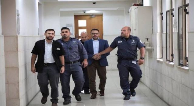 محافظ القدس للتحقيق مجددا