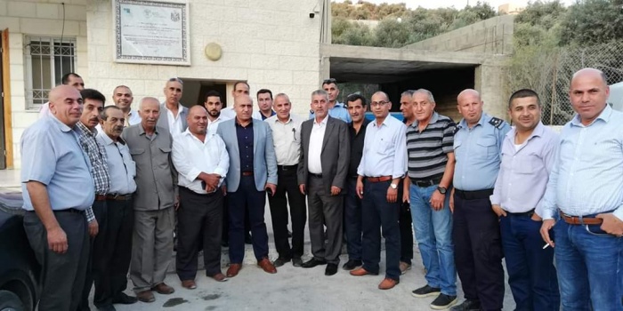 بحضور محافظ جنين ووزير الحكم المحلي.. اجتماع في بلدة اليامون لمتابعة قضية شارع حيفا