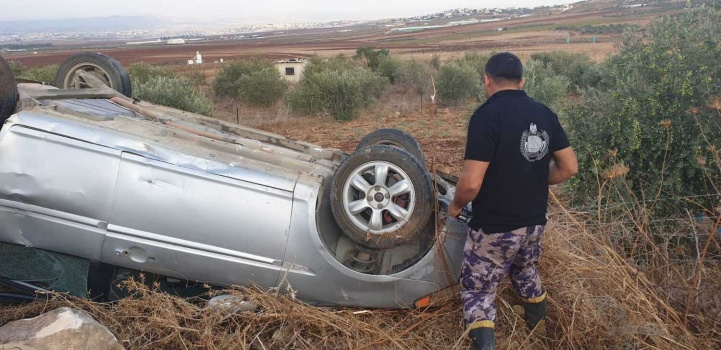 إصابة سيدة بحادث إنقلاب مركبتها شرق جنين