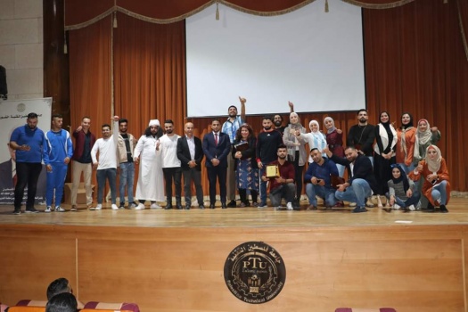 مسرح "خضوري" يشهد أول أعمالها المسرحية "قفة الفن"