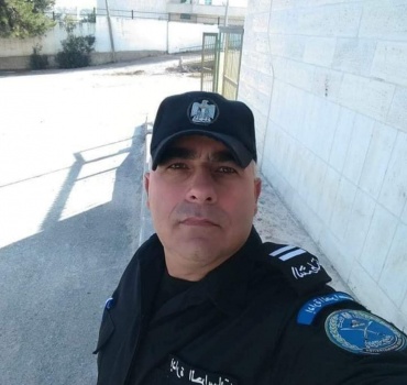 اصابة ضابط شرطة اثناء محاولة القبض على مطلوب خطير بالخليل