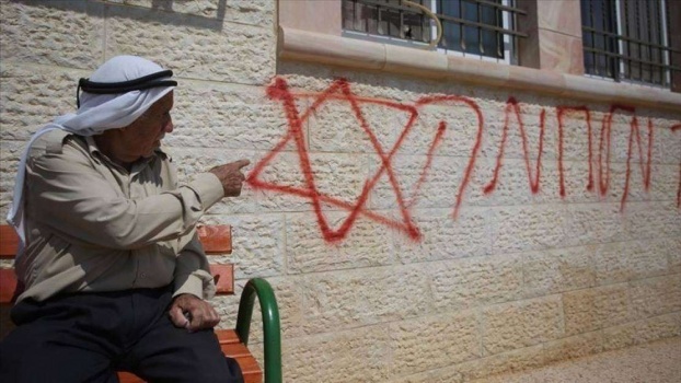 إعطاب مركبات فلسطينيين في حي الخلايلة شمالي غرب القدس