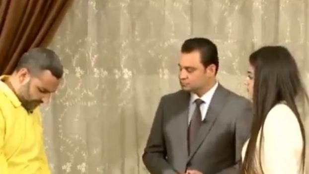 شاهد بالفيديو.. صرخة فتاة أمام مغتصبها الداعشي: "دمرتني"