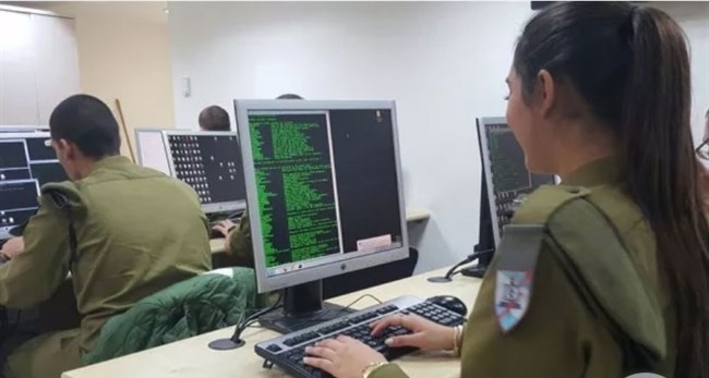 ما هو عمل "الغيوم" التابعة للجيش الإسرائيلي؟