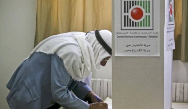 حـ ـماس: افرضوا الانتخابات بالقدس دون موافقة إسرائيل