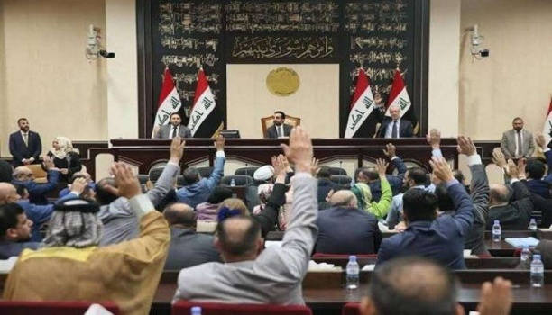 البرلمان العراقي يصادق على قرار بإخراج القوات الأجنبية