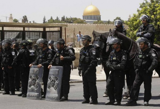 شرطة الاحتلال تعزز قواتها في القدس خشية 'مواجهات الجمعة'
