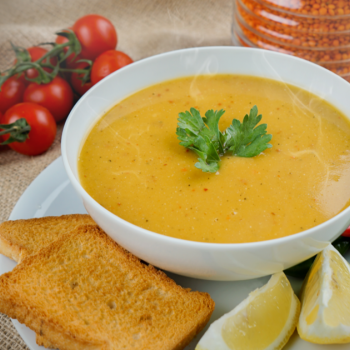شوربة العدس .. رفيقة الشتاء