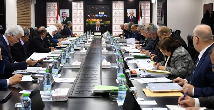 مجلس الوزراء يقرر تقديم مساعدات لأصحاب الدفيئات الزراعية المتضررة بفعل الأحوال الجوية ويتخذ عدة قرارات