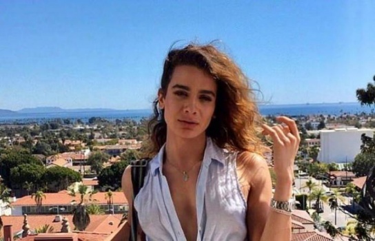 انتحار كاتبة وممثلة أعمال نتفليكس
