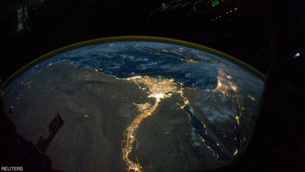 صورة من الفضاء تبين التوزيع السكاني في مصر