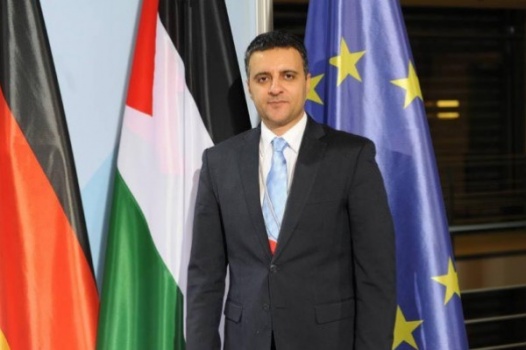 نزال يَرُدُّ بقوة على ألمانيا.. وهذه قائمة الدول التي "مع" و"ضد" فلسطين بالمحكمة الجنائية