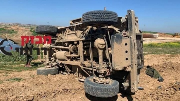 إصابة 4 جنود إسرائيليين بانقلاب جيب شمال غزة