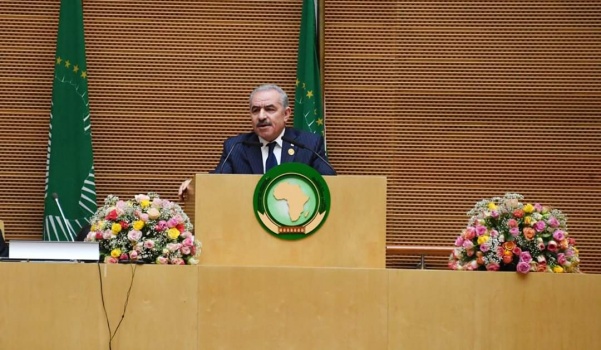 'اشتية' يدعو دول إفريقيا لرفض خطة ترامب