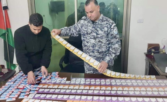 ضبط شرائح اتصالات إسرائيلية ممنوعة من التداول في نابلس