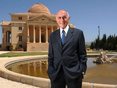 منيب المصري يتبرع بمليون دولار ويدعو لتشكيل صندوق للأمن الغذائي والدوائي