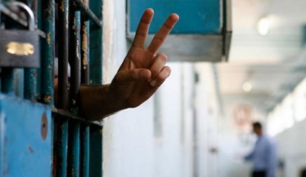 الافراج عن أسيرين ونقلهما للحجر الصحي في نابلس