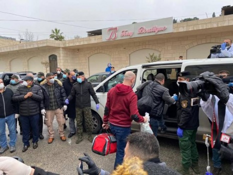 صور| مغادرة المتعافين من فيروس 'كورونا' في بيت لحم إلى منازلهم