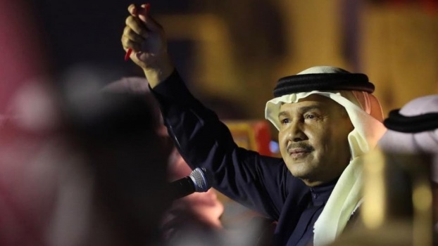 محمد عبده يحذر السعوديين من كورونا.. ونبيل شعيل ينشر فيديو