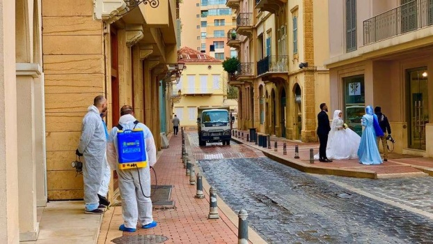 منشور ورطه.. ضجة في لبنان بعد تعليق إجازة طبيب