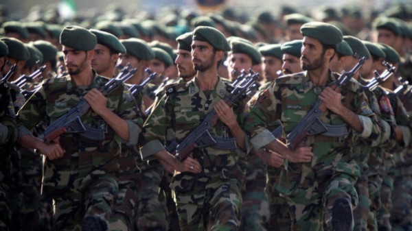 الحرس الثوري: سنهزم فيروس كورونا بالتوكل على الله