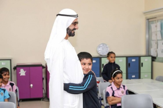 الامارات: تعطيل المدارس مدة شهر