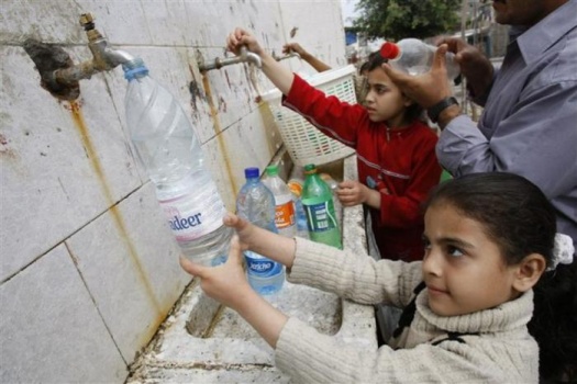 معدل استهلاك الفرد الفلسطيني من المياه 87 لترا في اليوم
