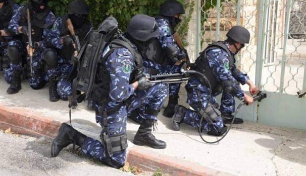 الشرطة تغلق 8 مقاهي وتوقف أصحابها في جنين