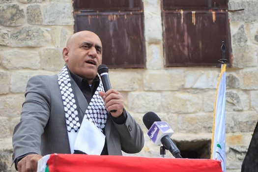 محافظ جنين يشكل لجنة لجمع التبرعات في ظل حالة الطوارئ في البلاد