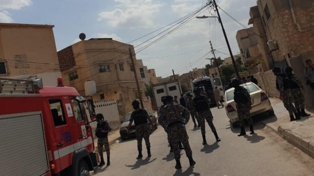 فاجعة بالاردن .. مصرع ٤ اطفال ووالدتهم بانفجار قنبلة بالمفرق