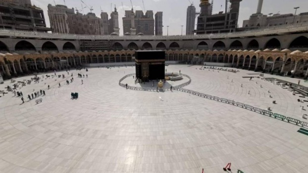 كورونا قد يلغي موسم الحج.. فهل ستكون المرة الأولى؟
