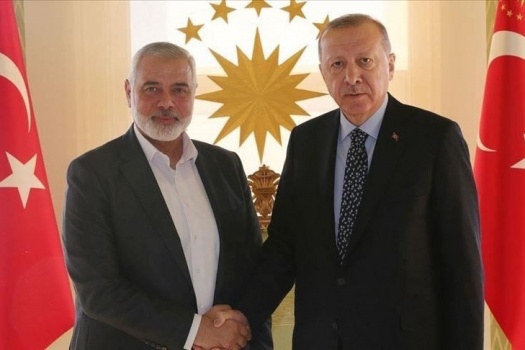 أردوغان يبلغ هنية بوصول المساعدات الطبية الأسبوع القادم
