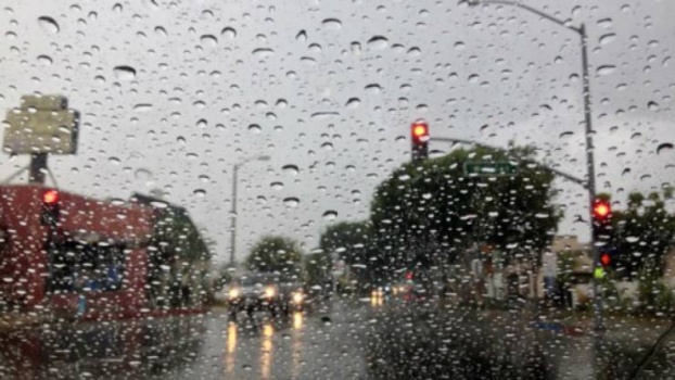 منخفض ماطر ومغبر يضرب البلاد .. متى سينتهي؟