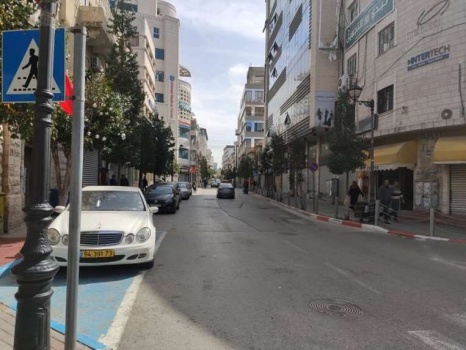 هل ستشهد رام الله فتح محال تجارية في قطاعات معينة؟